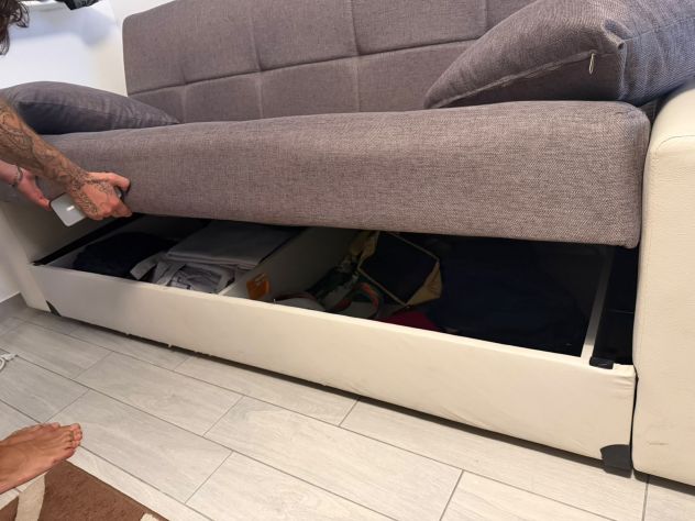 DIVANO LETTO 3 POSTI OTTIME CONDIZIONI CON CONTENITORE - Foto 5