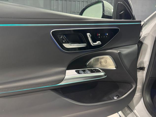 MERCEDES Classe E (W/S214) E 220 d Mild hybrid AMG Line Premium Plus - Foto 6