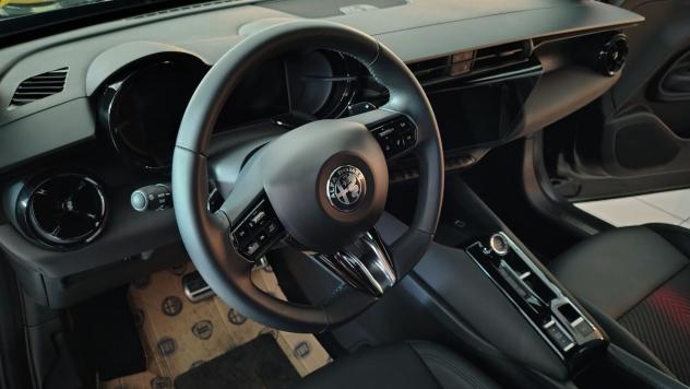 Alfa Romeo Junior Ibrida 1.2 145CV Hybrid eDCT6 ibrida SPECIALE - Foto 8