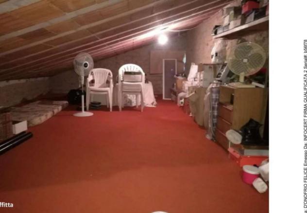 Immobile in asta di 134 m² con più di 5 locali e box auto in vendita a Castel Sant'Elia - Foto 13