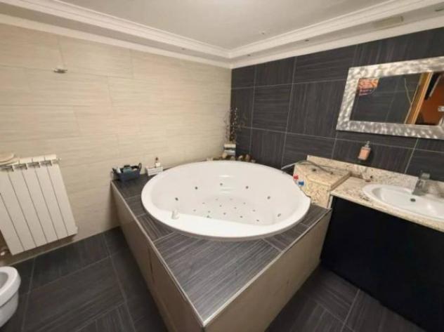 Immobile in asta di 176 m² con più di 5 locali e box auto in vendita a Roma - Foto 19