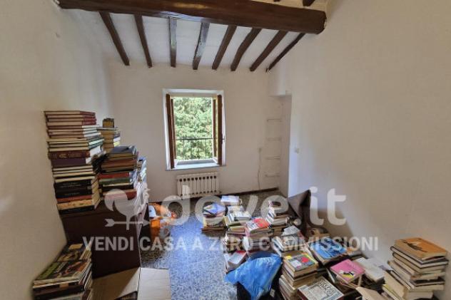 Rustico / Casale di 550 m² con più di 5 locali e box auto doppio in vendita a Cetona - Foto 11
