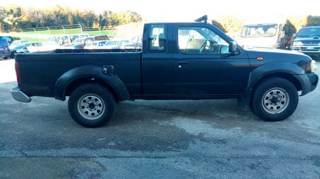 Nissan Navara (D22) 2.5 TD 130CV 4WD Cabina Singola - Foto 5