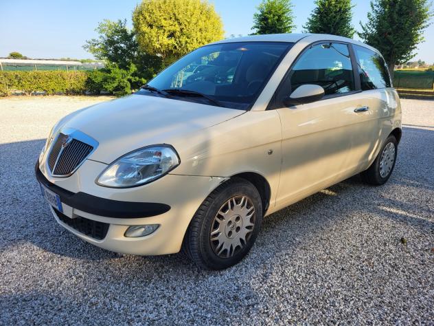 Lancia Ypsilon 1.3 MJT 75 CV Platino - Foto 7