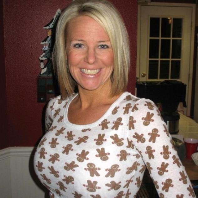 Stefania, 43 anni cerco compagno Tel: