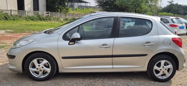 Peugeot 207 1.4 8V 75CV 5p. X Line - Foto 6