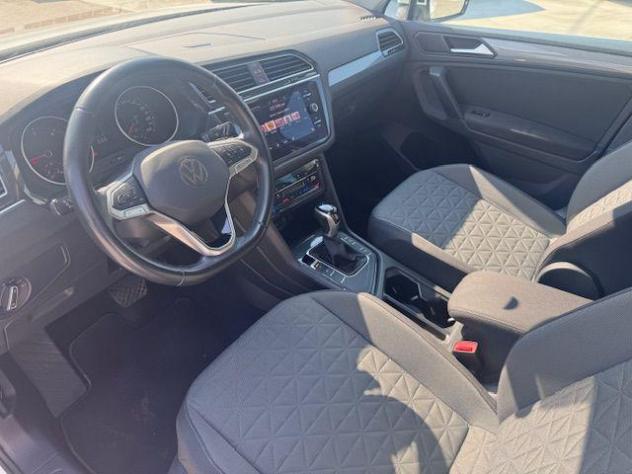 VOLKSWAGEN Tiguan 2.0 TDI 150 CV SCR DSG Life rif. 23477085 - Foto 6
