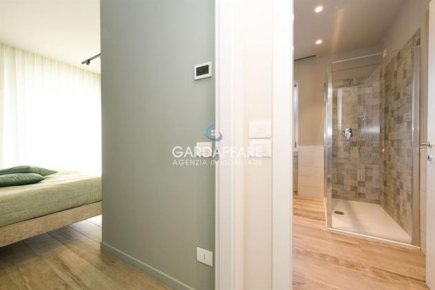 Elegante ATTICO Trilocale all'ultimo piano con ascensore! - Foto 17