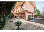 SAN MAURO IN VALLE: ... SPLENDIDA porzione di bifamiliare in contesto UNICO !!