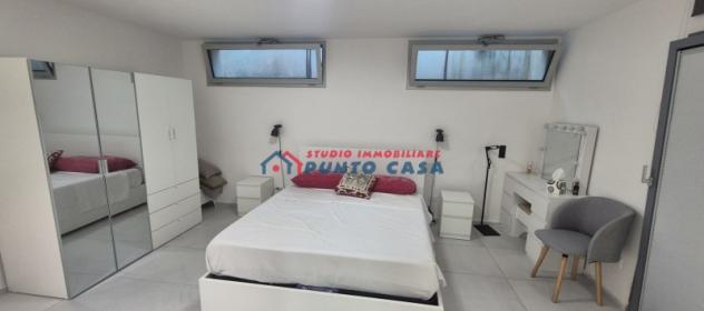 LUNGOMARE DANTE ALIGHIERI - Fronte Spiaggia - 100 mq, 3 vani oltre accessori. Residence esclusivo con piscina. Euro 130mila - Foto 8