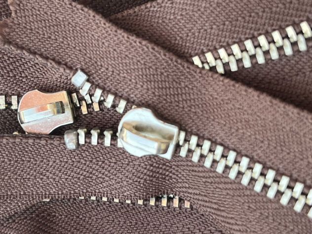 X77 Cerniere Lampo Zip YKK metallo senza tiretto cm 35 Marrone – Pz. 60 - Foto 2