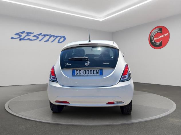 LANCIA - Ypsilon 1.0 firefly hybrid Silver s&s 70cv - Foto 4