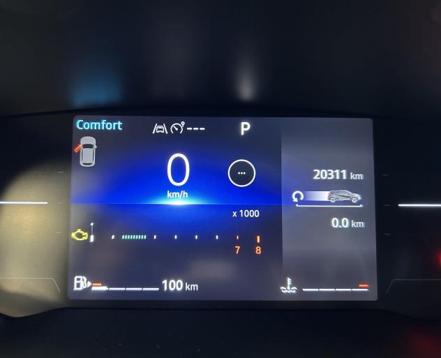 Renault Captur techno mild hybrid 160 EDC - Foto 8