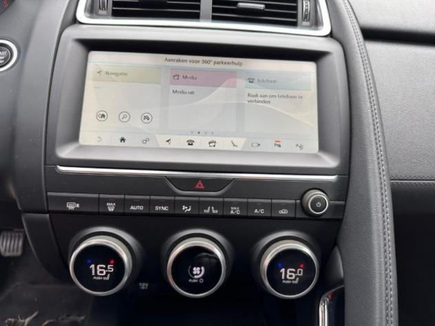 JAGUAR E-Pace 2.0D 150 CV Navi Pelle Tetto Uniproprietario rif. 21140684 - Foto 9