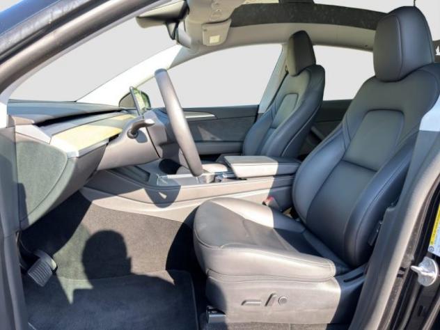 TESLA Model Y Model Y Long Range AWD rif. 23925662 - Foto 10
