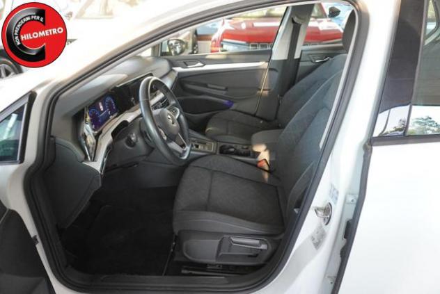 VOLKSWAGEN Golf 1.0 eTSI EVO DSG Life rif. 23646083 - Foto 9