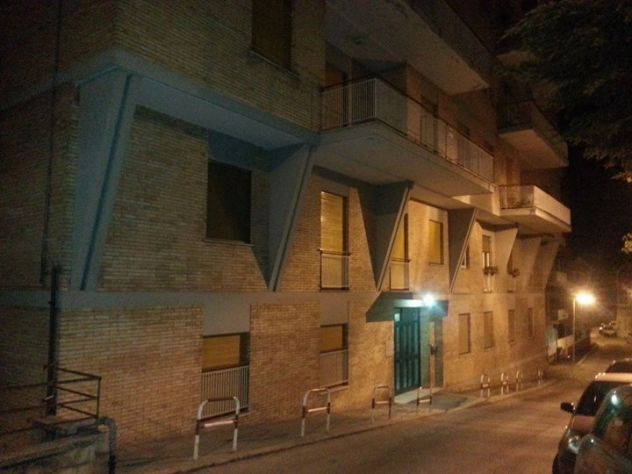 chieti via martiri lancianesi appartamento 93 mq