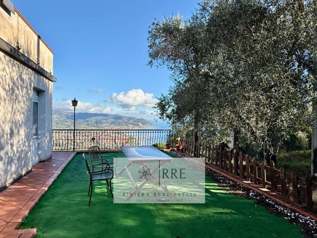 Villa con meravigliosa vista mare in vendita a Diano Marina - Foto 3