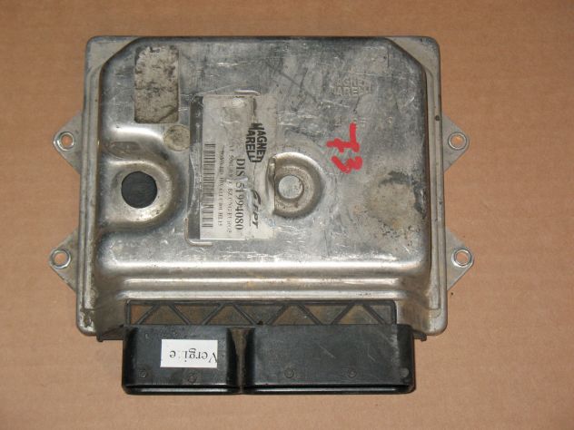 8GSWHD 51994080 ECU CENTRALINA FIAT 500L 0.9 HW611 51994080 8GSW.HD