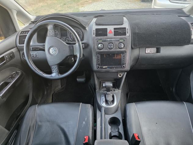 Volkswagen Touran 2.0 16V TDI Highline - Foto 5