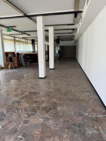 Struttura per uso commerciale in vendita a Empoli 682 mq Rif: 1326851 - Foto 3
