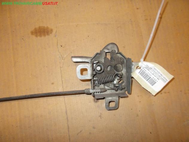 SERRATURA COFANO ANT. FIAT PANDA (169-2Q/3U/0X)  Carrozzeria  Lamierati esterni  Cofano  Serratura cofano FIAT - PANDA - 01-09-2003 - 01-12-2011