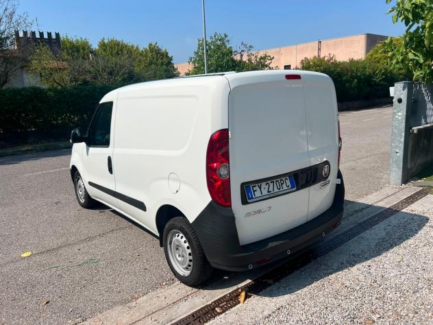 Fiat Dobl1.6 MJT 105CV Pianale Cabinato Maxi 3 posti - Foto 3