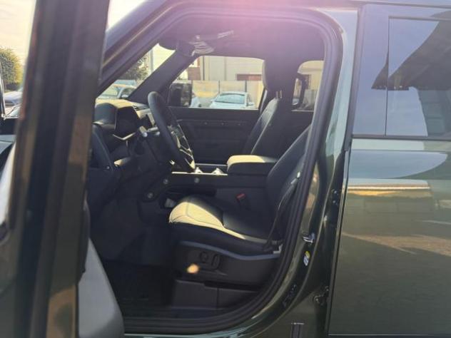 LAND ROVER Defender 110 3.0D I6 200 CV AWD Auto X-Dynamic SE - N1 rif. 23944190 - Foto 6