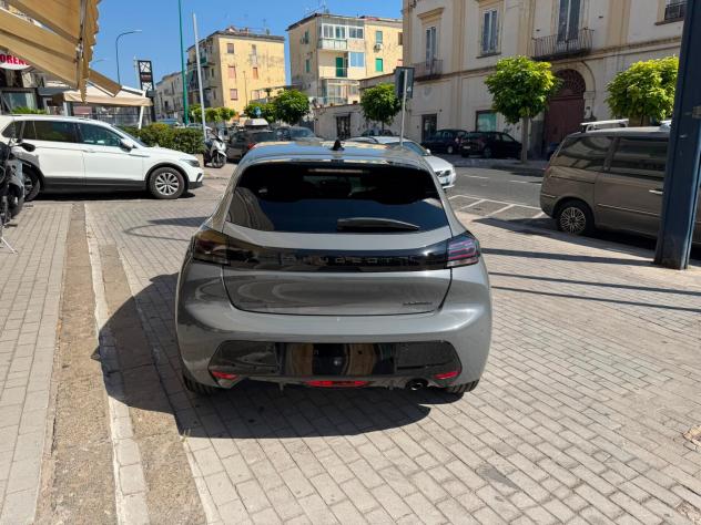 Peugeot 208 1.2 Hybrid 110cv AUTOMATICA ALLURE 2025 KM0 - Foto 5