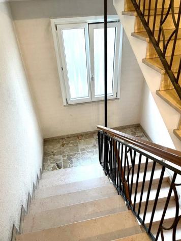 N - dvr58 - vendesi a rate mensili di mutuo agevolato giovani da 206 €.. ampio panoramico trilocale balconato con posto auto coperto - Foto 9