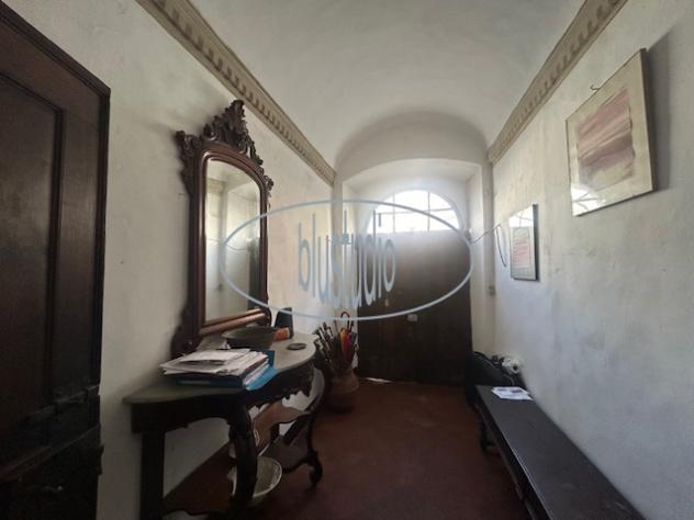 VILLA di 27 vani e di 2115 mq (RADDA IN CHIANTI) rif. V-2215 - Foto 2