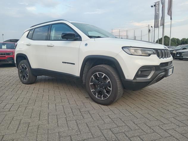 Jeep Compass 4xe 1.3 T4 PHEV 240cv Trailhawk 4xe Auto - Foto 3
