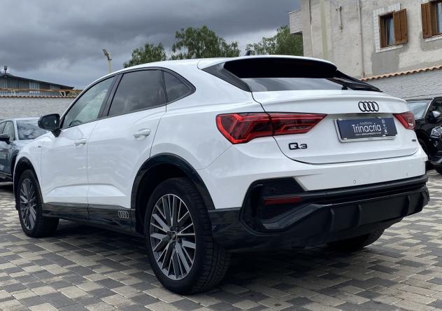 Audi Q3 SPB S Line interno ed esterno 2.0 TDI 200CV S-Tronic quattro 40 - Foto 6
