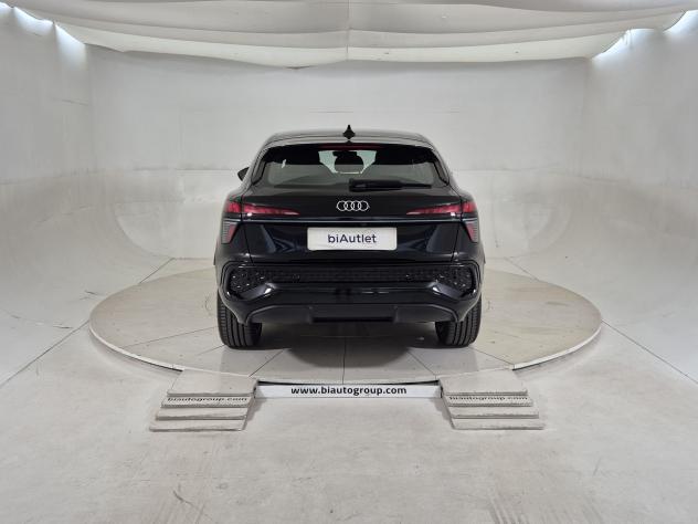 Audi Q3 II 2025 Sportback Sportback 1.5 e-hybrid S line edition 272cv str - Foto 3
