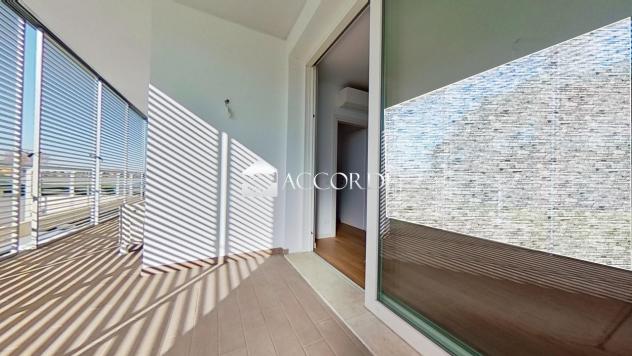 APPARTAMENTO di 2 vani e di 52 mq (JESOLO) rif. DG031