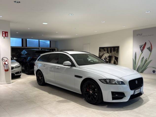 Jaguar XF Sportbrake 2.0D 180cv AWD auto Prestige Pelle 18” - Foto 2