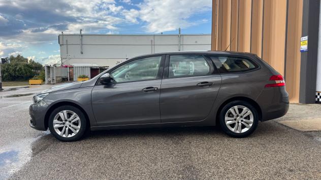 PEUGEOT 308 SW 131CV - 2021 - Foto 7