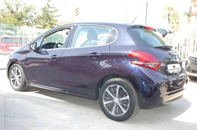 Peugeot 208 5p 1.2 puretech Allure Gpl 82CV Uff Italy Navi USB - Foto 4