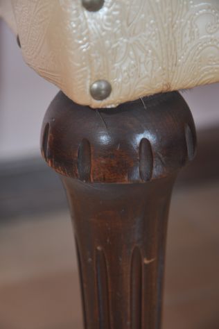 Poltroncina in Legno Massello Stile Classico - Foto 3