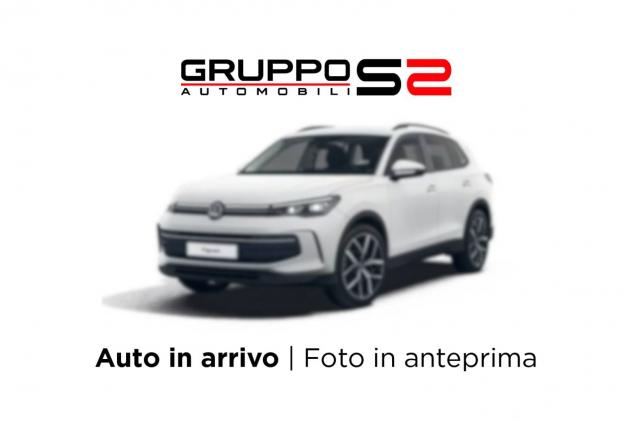 Volkswagen Tiguan Tiguan 1.5 eTSI Life Energy 130cv DSG / Gancio traino - Park Assist Plus - Fari IQ.Light LED Performance
