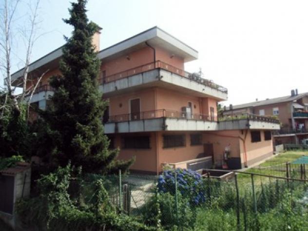 Appartamento di 128 m² con 3 locali e box auto doppio in vendita a Varese - Foto 2
