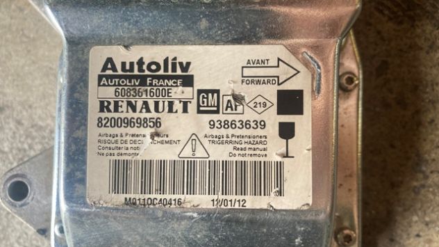 Centralina airbag Renault Trafic del 2013 (8200969856) - Foto 3