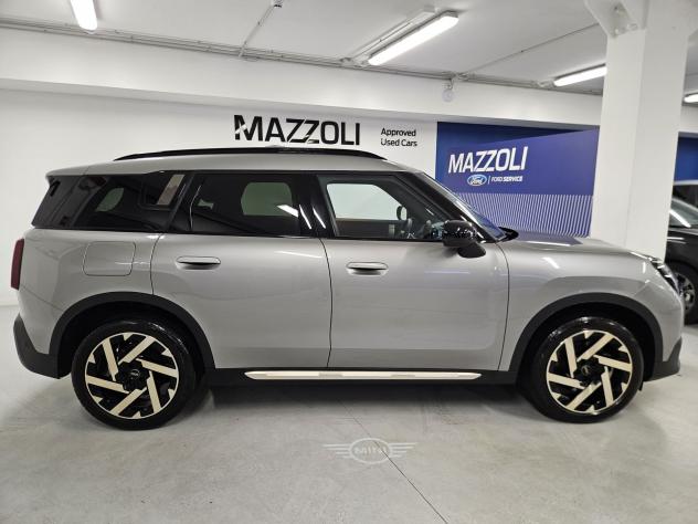 MINI Countryman 1.5 48V C Favoured auto - Foto 6