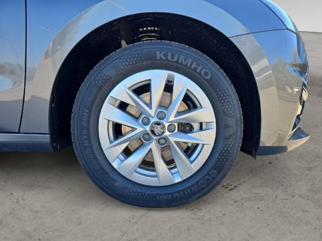 Škoda Fabia Fabia 1.0 tsi Young Edition 115cv dsg - Foto 9