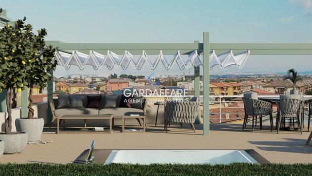 Attico quadrilocale con terrazza vista lago panoramica! - Foto 2
