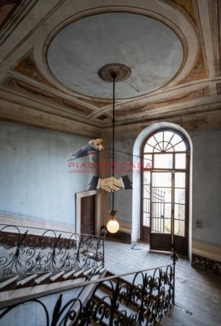 Orvieto centro - Appartamento di prestigio al piano nobile su unico livello con giardino, posti auto e terrazza in vendita nel centro storico di Orvie - Foto 3