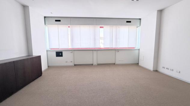 Immobile di 446 m² con più di 5 locali in affitto a Milano - Foto 13