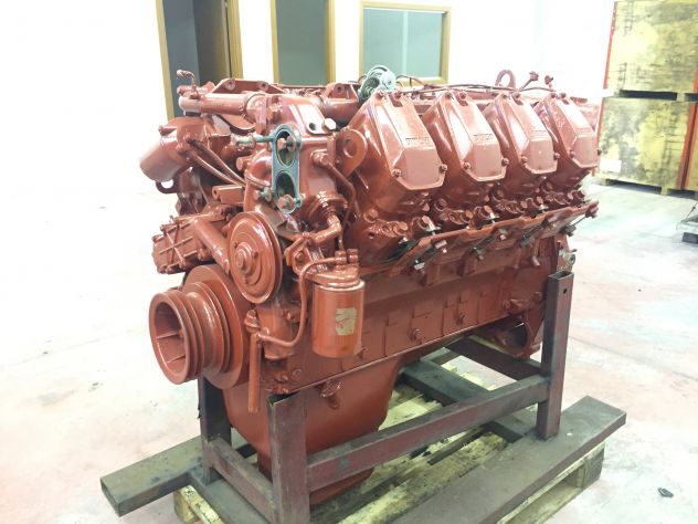 Motore IVECO 330.35