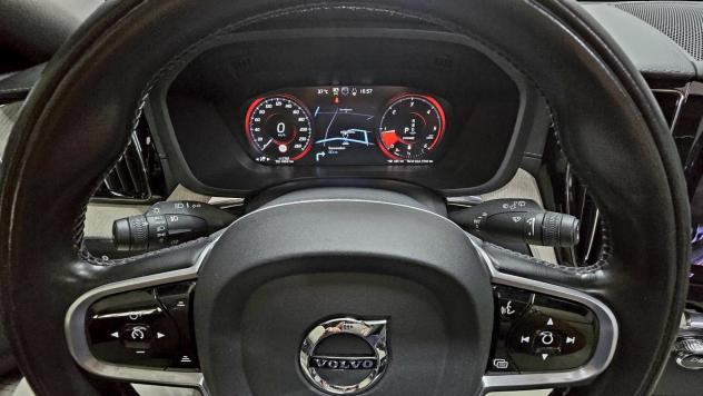 VOLVO XC60 B5 2.0 AWD ISCRIPTION MHEV 235cv STUPENDA - Foto 10