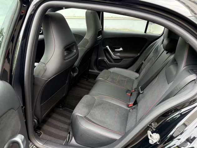 2021 Mercedes-Benz A 220 d AMG LED Pano Camera Keyless-Go - Foto 4